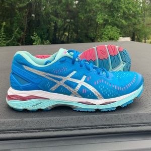 ASICS Kayano